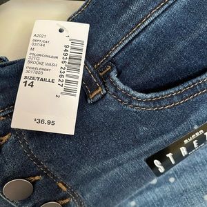 Girls size 14 Childrens Place Jeans